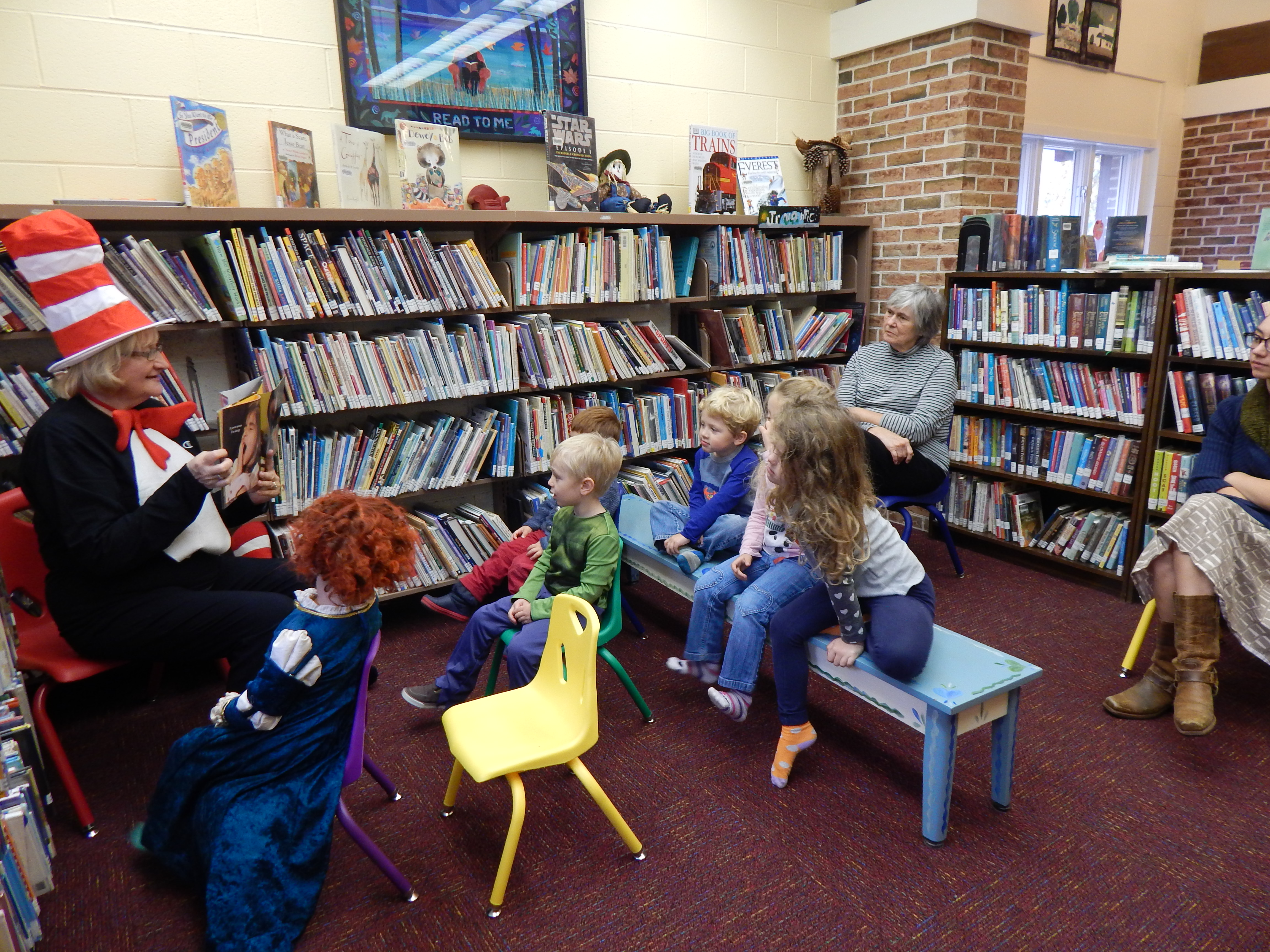 Cat in the Hat at the library 10-29-15 002 (1).JPG